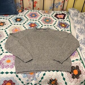 Faherty Men's Heather Gray Crewneck Sweater